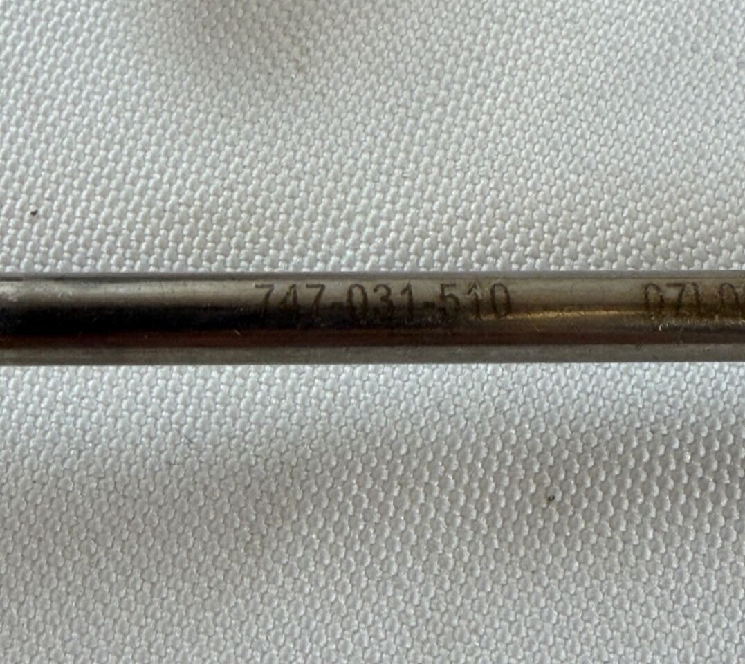 STRYKER 747-031-550 Dual Rotating Valve 5.8mm Arthroscopic Cannula & Obturator — photo 4