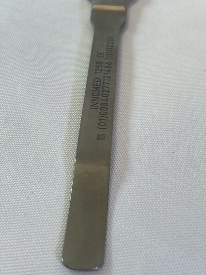 INNOMED 1258 10.75" x 12.7mm Blade Width Modified Darrach Retractor Bent Narrow — photo 6