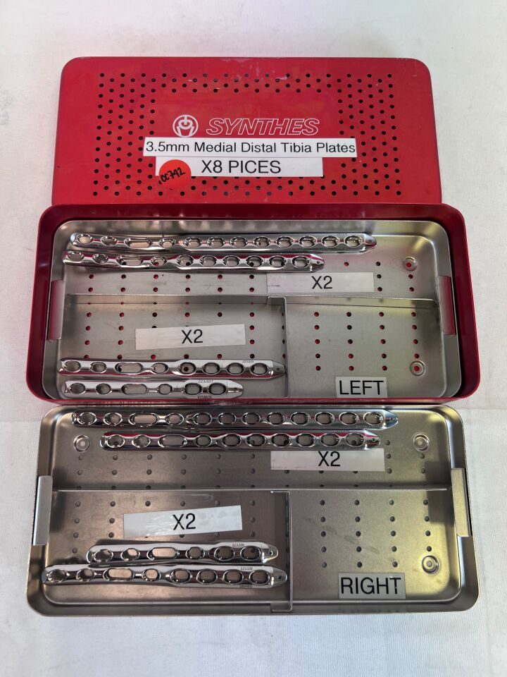 SYNTHES Various 3.5mm Metal Distal Tibia Plates Set — photo 1