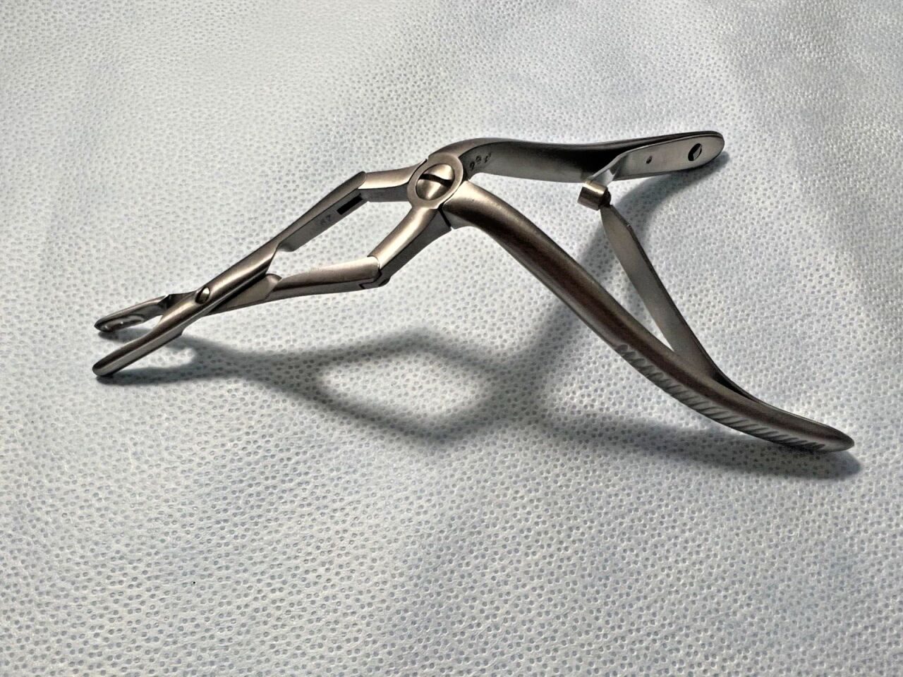 PADGETT P4901 Jansen-Middleton Forceps 12.5mm X 5mm Solid Cup Jaws 7-3/4" WL