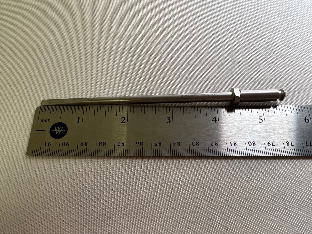 SYNTHES 397.96 4mm Straight Flat Chisel — photo 3