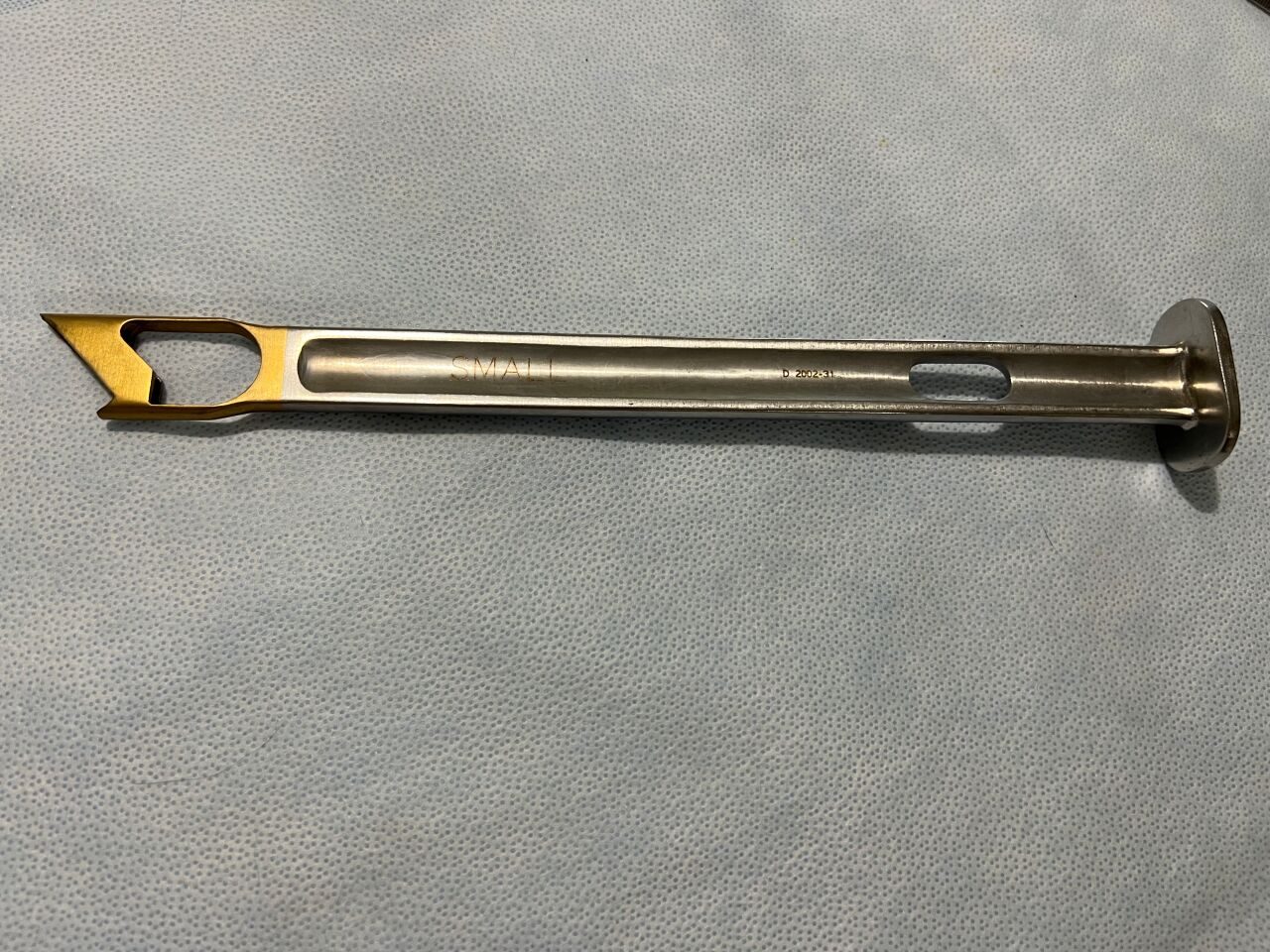 DEPUY 2002-31 Small Anteversion Osteotome — photo 1