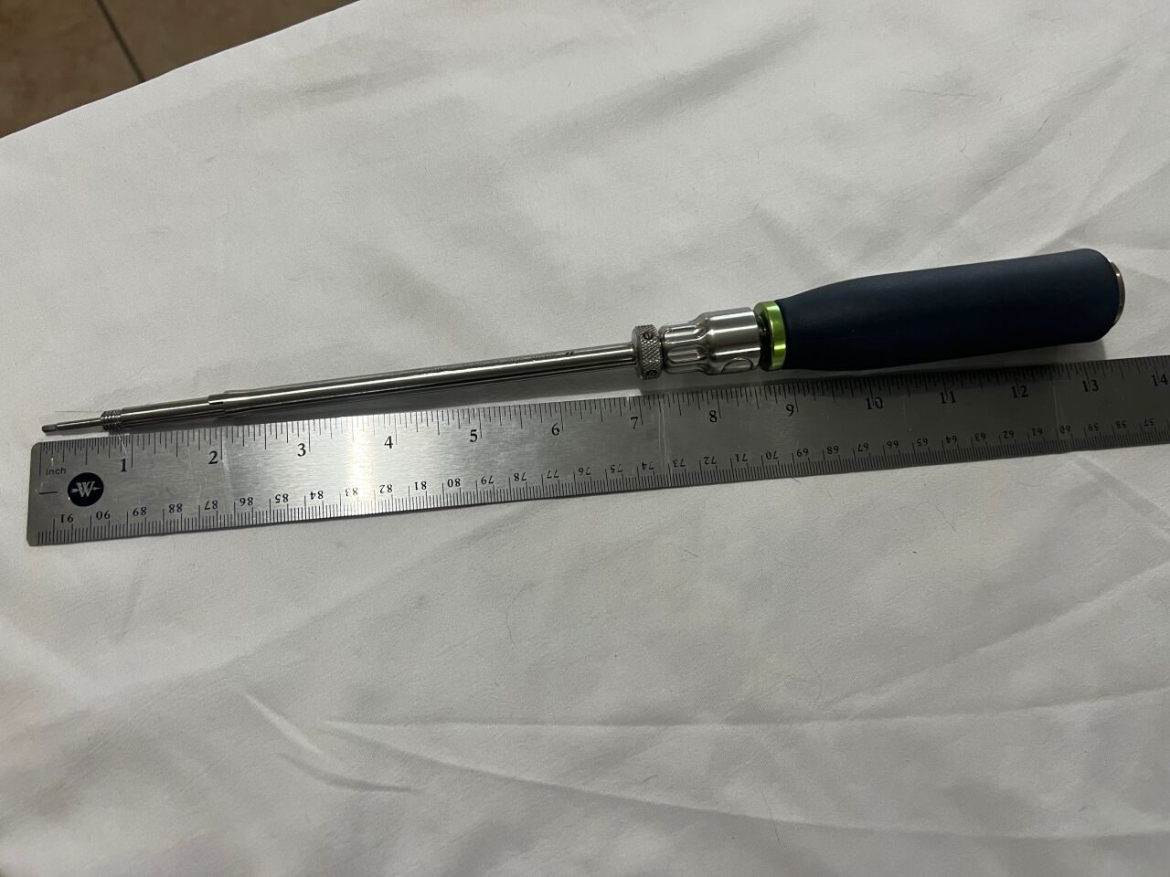 DEPUY 2883-04-000 Minipolyaxial Driver — photo 3