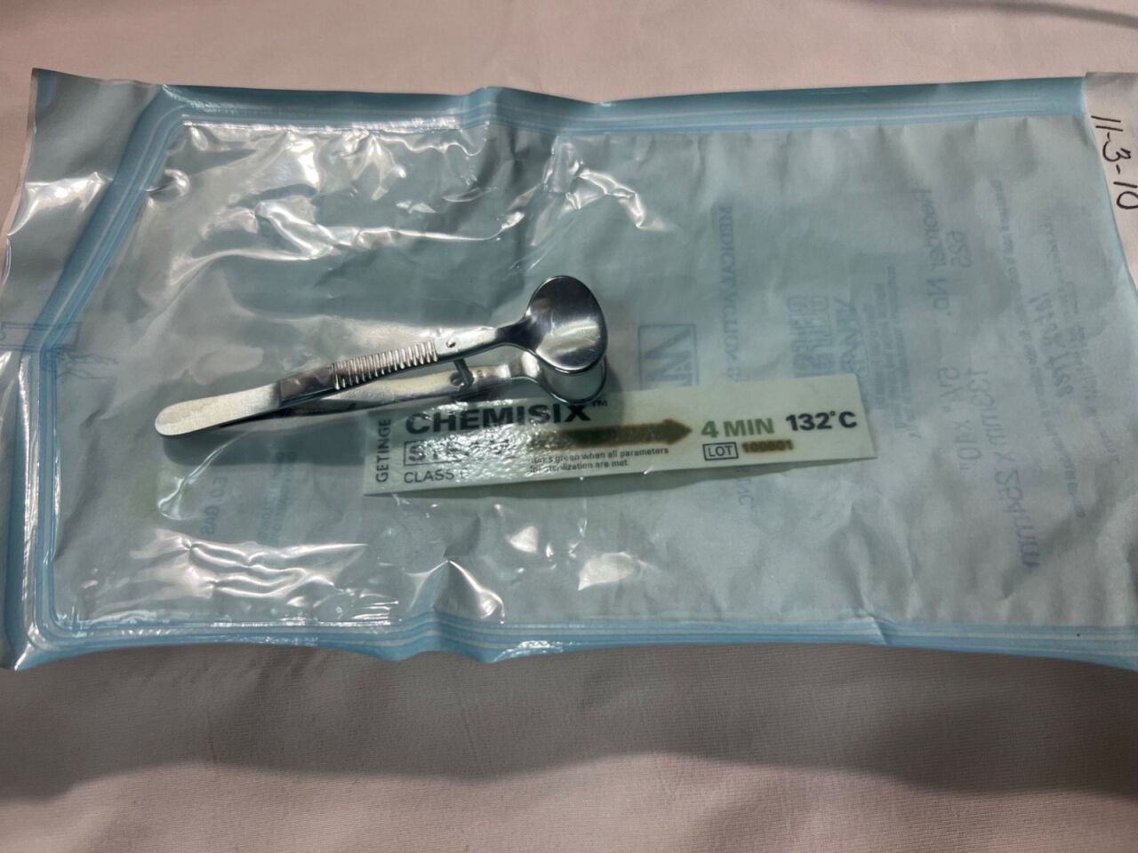 KARL STORZ E2604 Demarres Chalazion Forceps 24mm Lower & 12x20mm Upper Plates 3.6" Length — photo 6