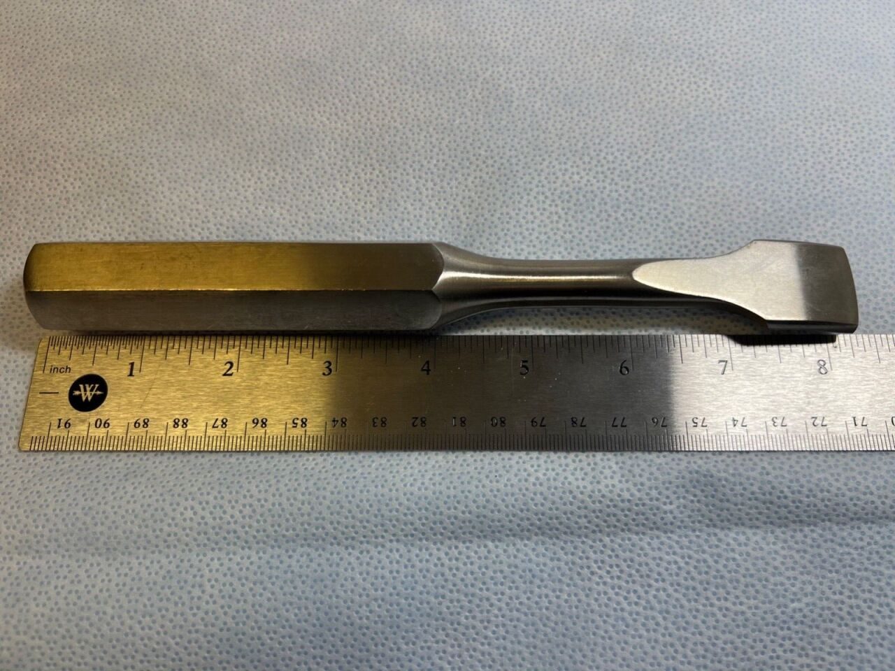 V. MUELLER OS1079-007 Periosteal Elevator 8-1/4" Length X 25.4mm Wide — photo 4