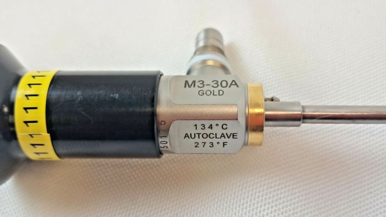 ACMI M3-30A Gold 4mm 30deg Autoclavable Cystoscope — photo 4