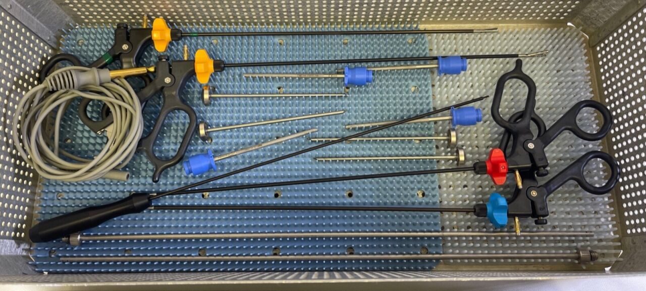 CONMED MICROLAP 19 pc  abMedica 3.3mm x 30 0 x 32cm Micro Laparoscopy Set w/ Case — photo 15