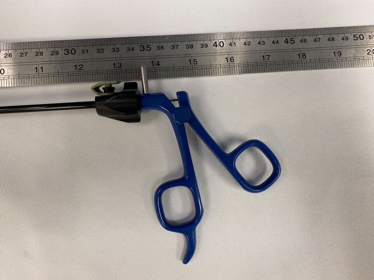 SNOWDEN-PENCER Slim-Line Double-Action Monopolar 5mmx33cm Laparoscopic Grasper — photo 2