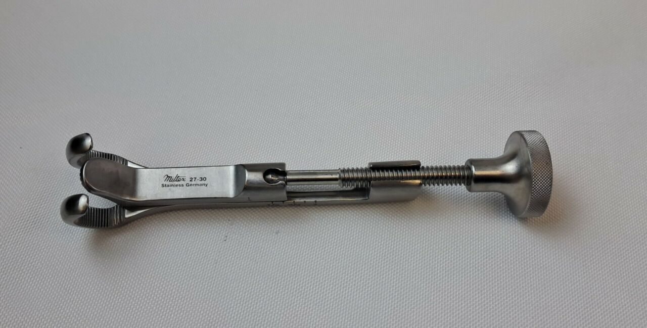 MILTEX 27-30 Lowman Bone Clamp — photo 1