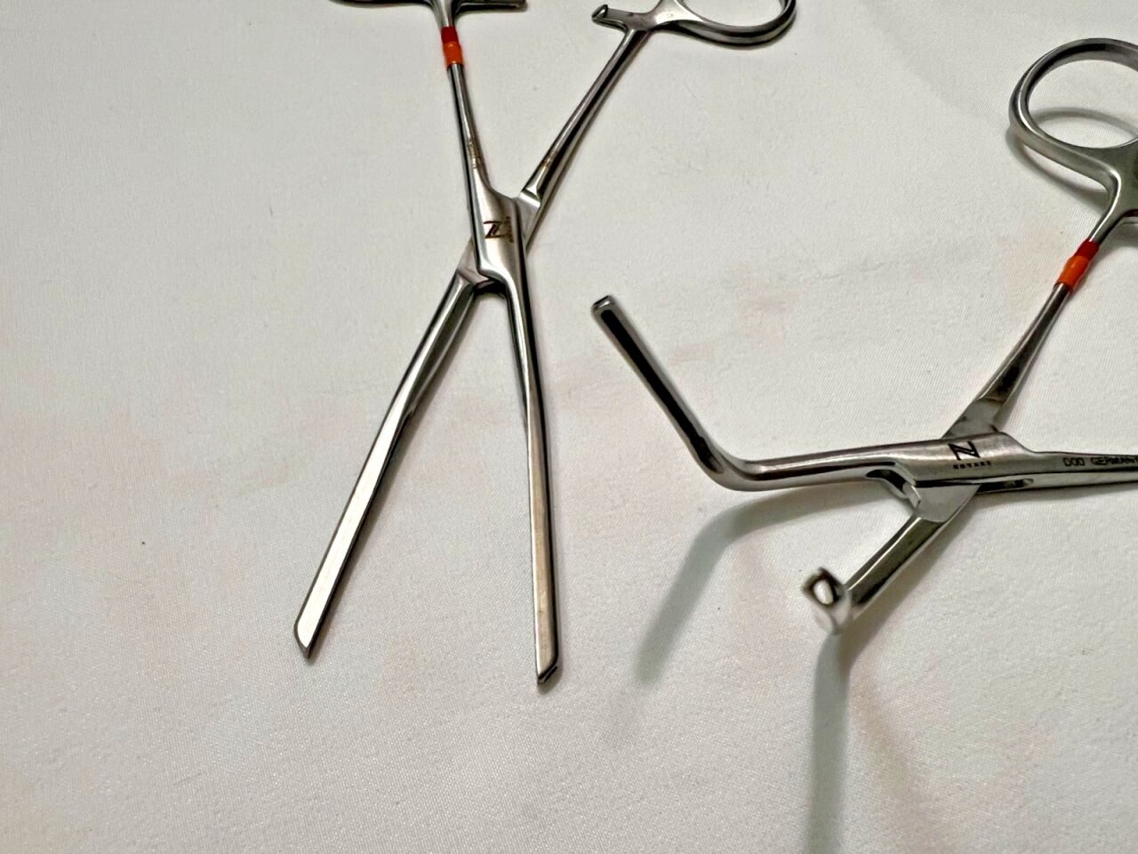 NOVARE N-10058 / N-10025 Patent Ductus Clamp & Multi-Purpose Clamp - lot of 2 — photo 3