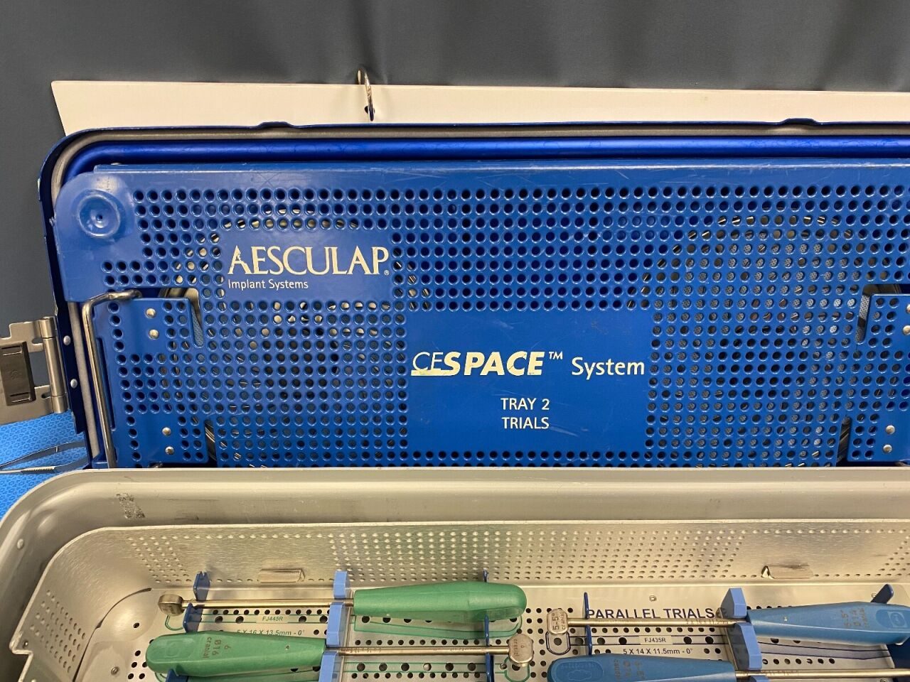AESCULAP Lordotic & Parallel 14mm/16mm CeSpace Trial Spacers Set — photo 3