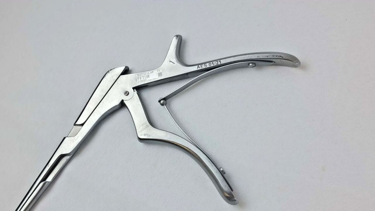AESCULAP FF711R Kerrison Bone Punch Rongeur 1mm Down-Bite 7" 180mm — photo 2