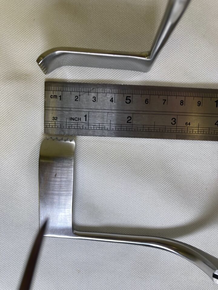 INTEGRA R7262 R7263 Williams Discectomy Retractors 20mm x 60mm L&R Pair — photo 5