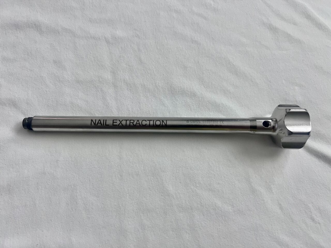 SYNTHES 03.037.032 Nail Extractor — photo 1