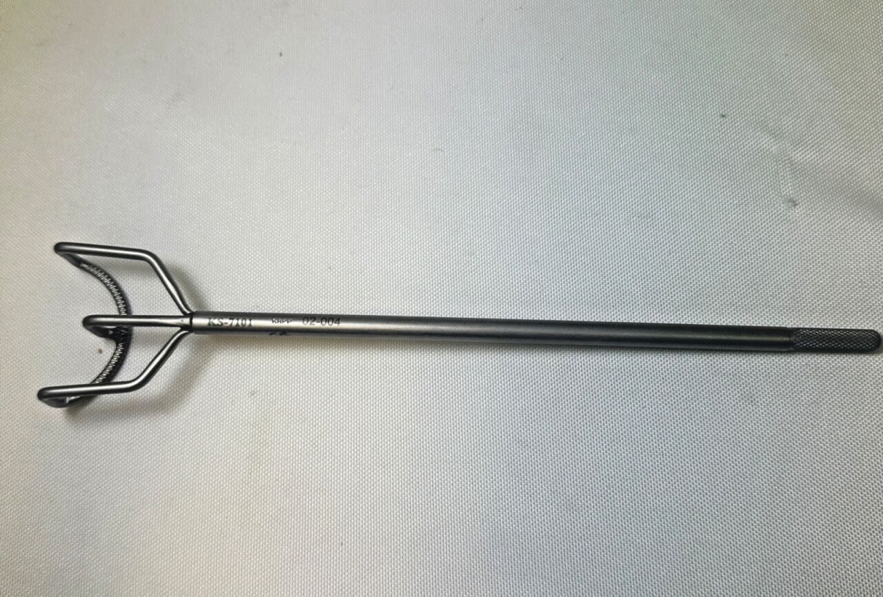 KAPP SURGICAL KS-7101 22cm Tricuspid Retractor Blade Cosgrove Valve System — photo 7