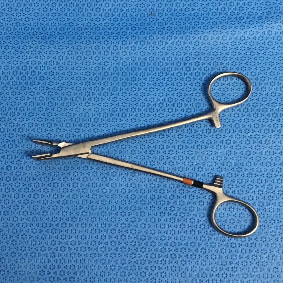 V. MUELLER AU16660 House Gelfoam Pressure Forceps — photo 5