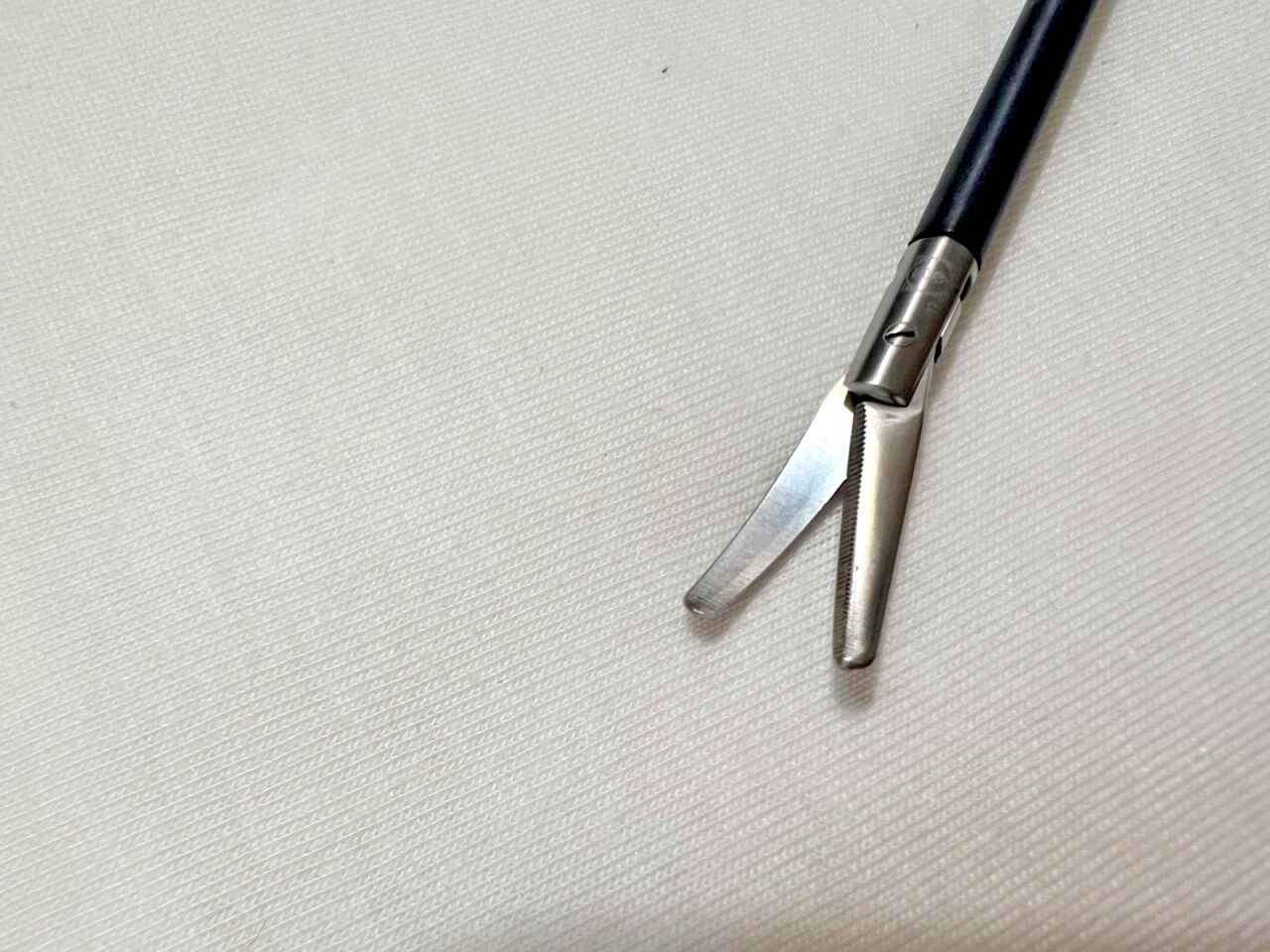 AESCULAP PO746R ADTEC Monopolar Metzenbaum Dissecting Curved Scissor 5mmX16-1/2" — photo 2