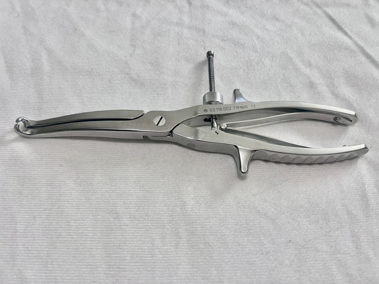 SYNTHES 03.118.002 Large Compression Forceps w/ Speed Lock — photo 1