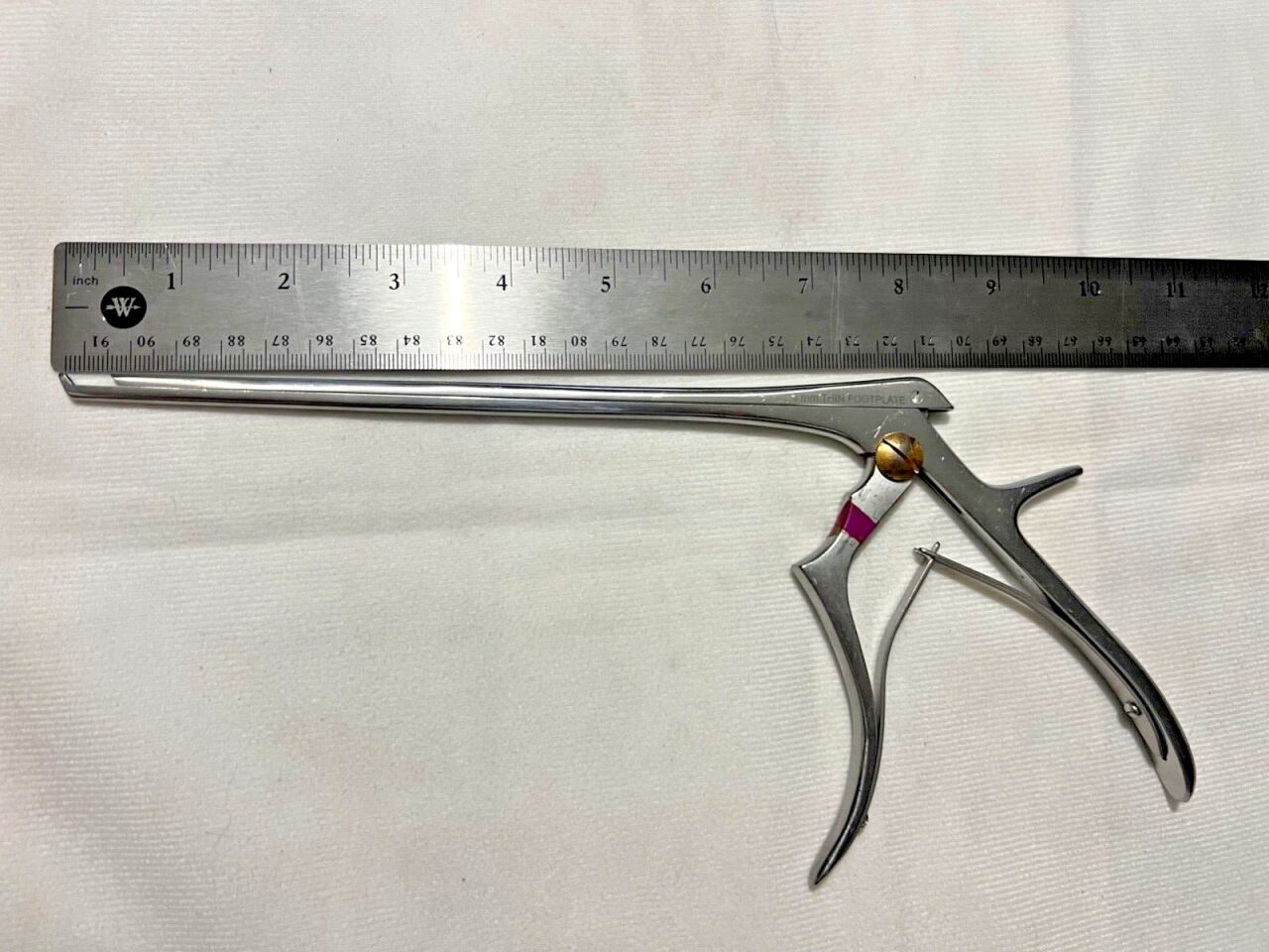 SSI ULTRA 57-0763 Kerrison Rongeur 3mm Thin Footplate 40deg Upbite X 8" Length — photo 6