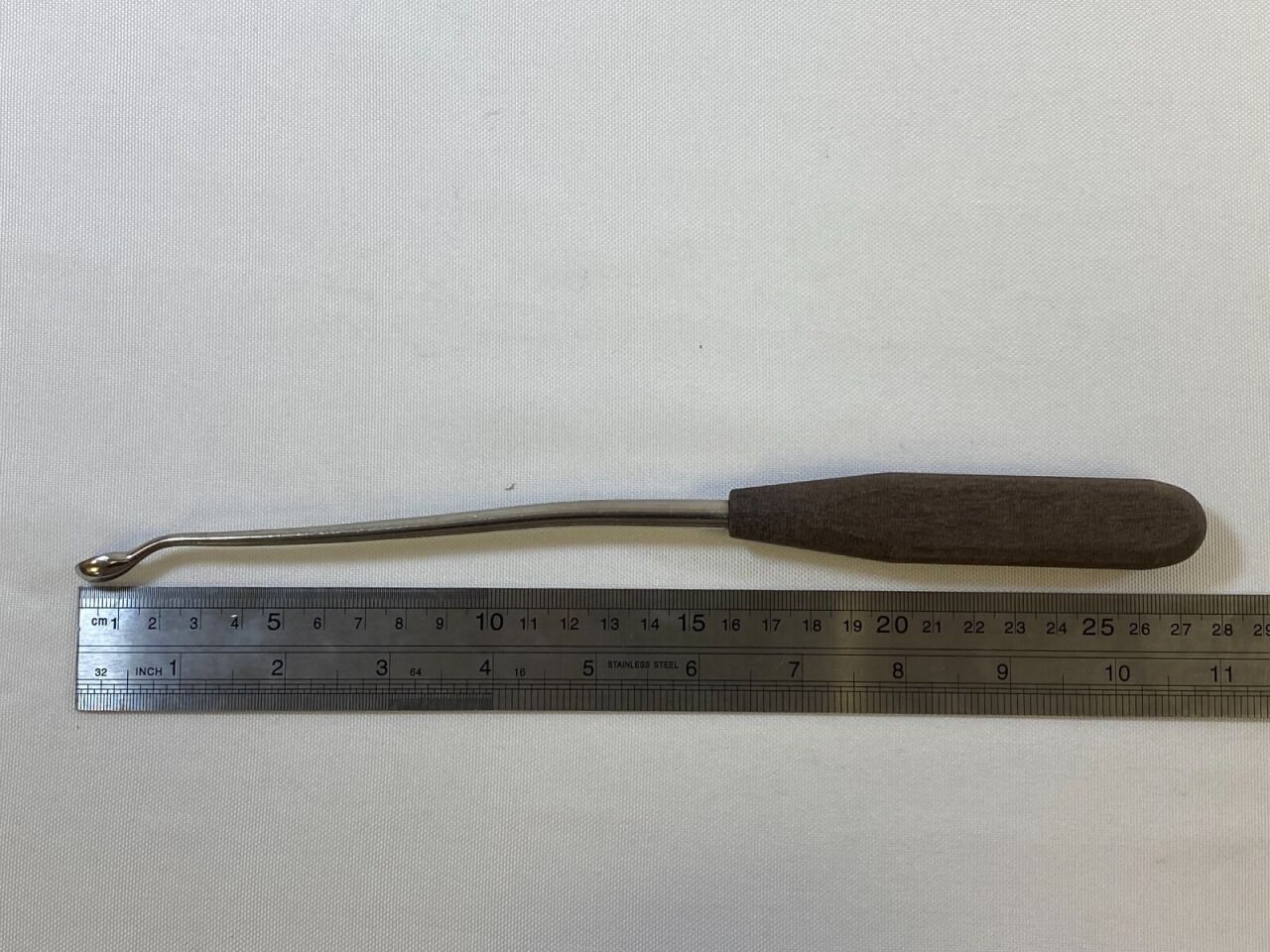 Offset Angled Oval Cup Curette 5mm x 27cm — photo 7