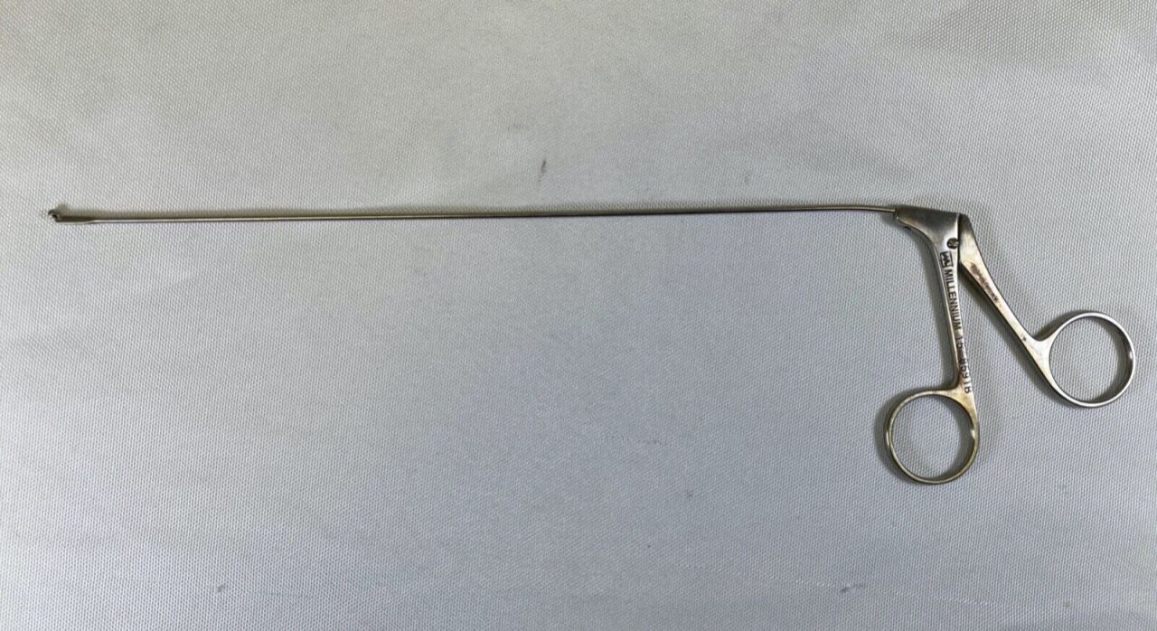 MILLENNIUM SURGICAL 15-8591B Micro Laryngeal Kleinsasser Cup Forcep Up 2mm x 23cm — photo 1