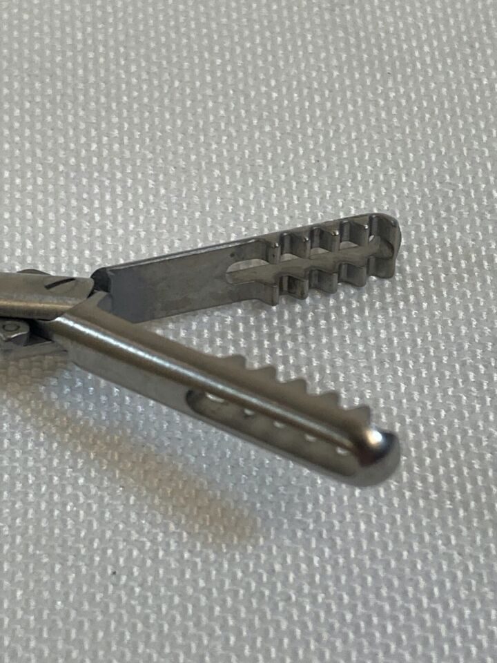 JARIT 625-106LL 5mm x 45cm RotoLok Bariatric Fenestrated Grasper Laparoscopic — photo 5