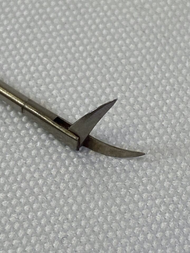 AESCULAP FD220R Fahlbusch Pituitary Horizontal Extra Delicate Micro Scissors — photo 7