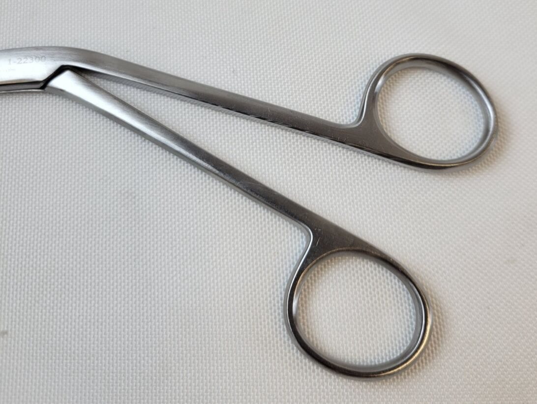 MILLENNIUM 1-22300 Hartman Nasal Dressing Forceps, Serrated Tips, 7.25", ENT — photo 5