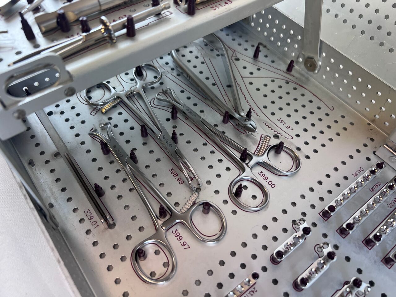 SYNTHES  Self-Tapping Mini Fragment Set — photo 5