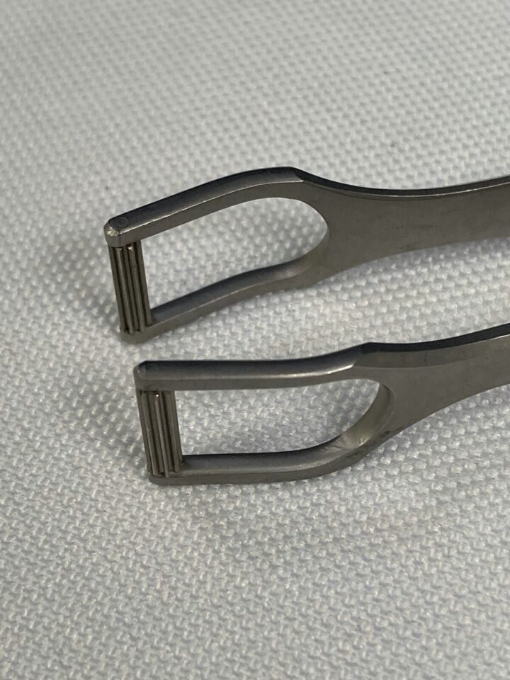 V. MUELLER RH2220 Cottle Columella Clamp 4.25" — photo 4