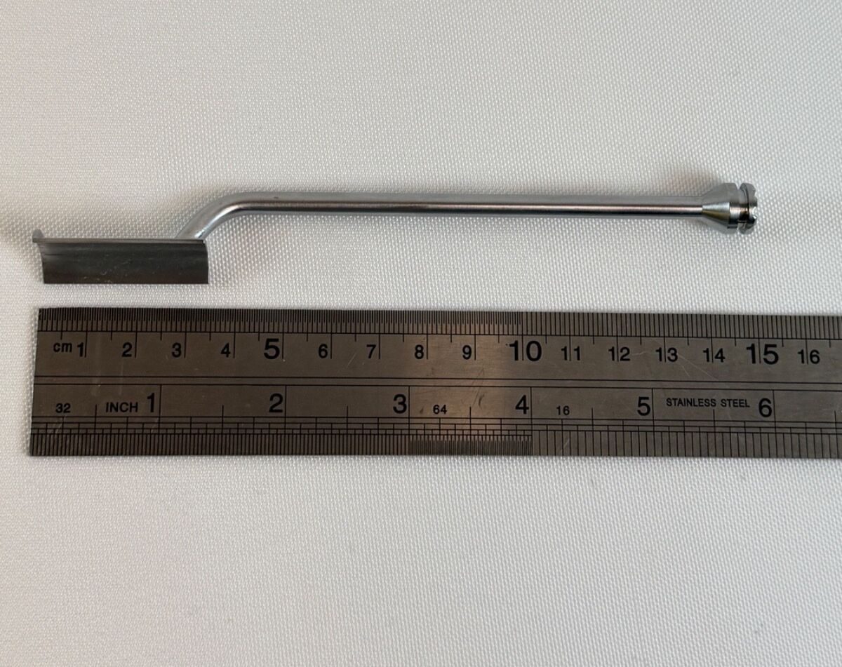 MEDTRONIC 10mm x 90° Small Curved Dural Retractor Blade Sofamor Danek 90010 Small Curved Dural Retractor Blade 10mm 90°Neuro — photo 7