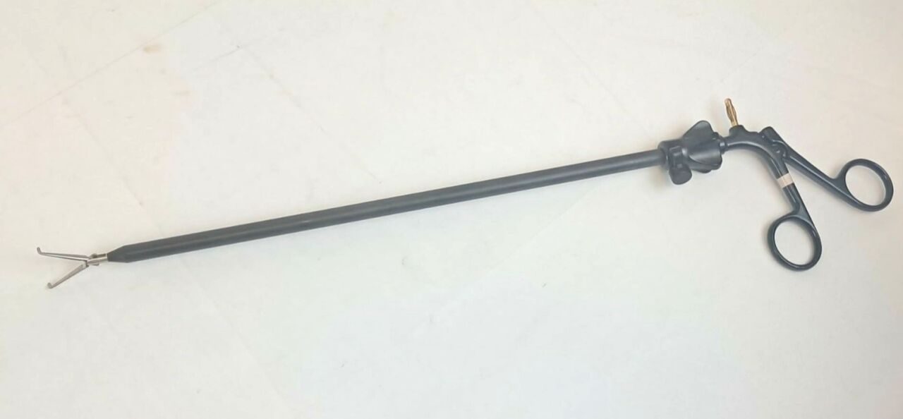 BOSS SURGICAL D/A Monopolar 10mm 35cm Right Angle Laparoscopic Grasping Forceps — photo 2
