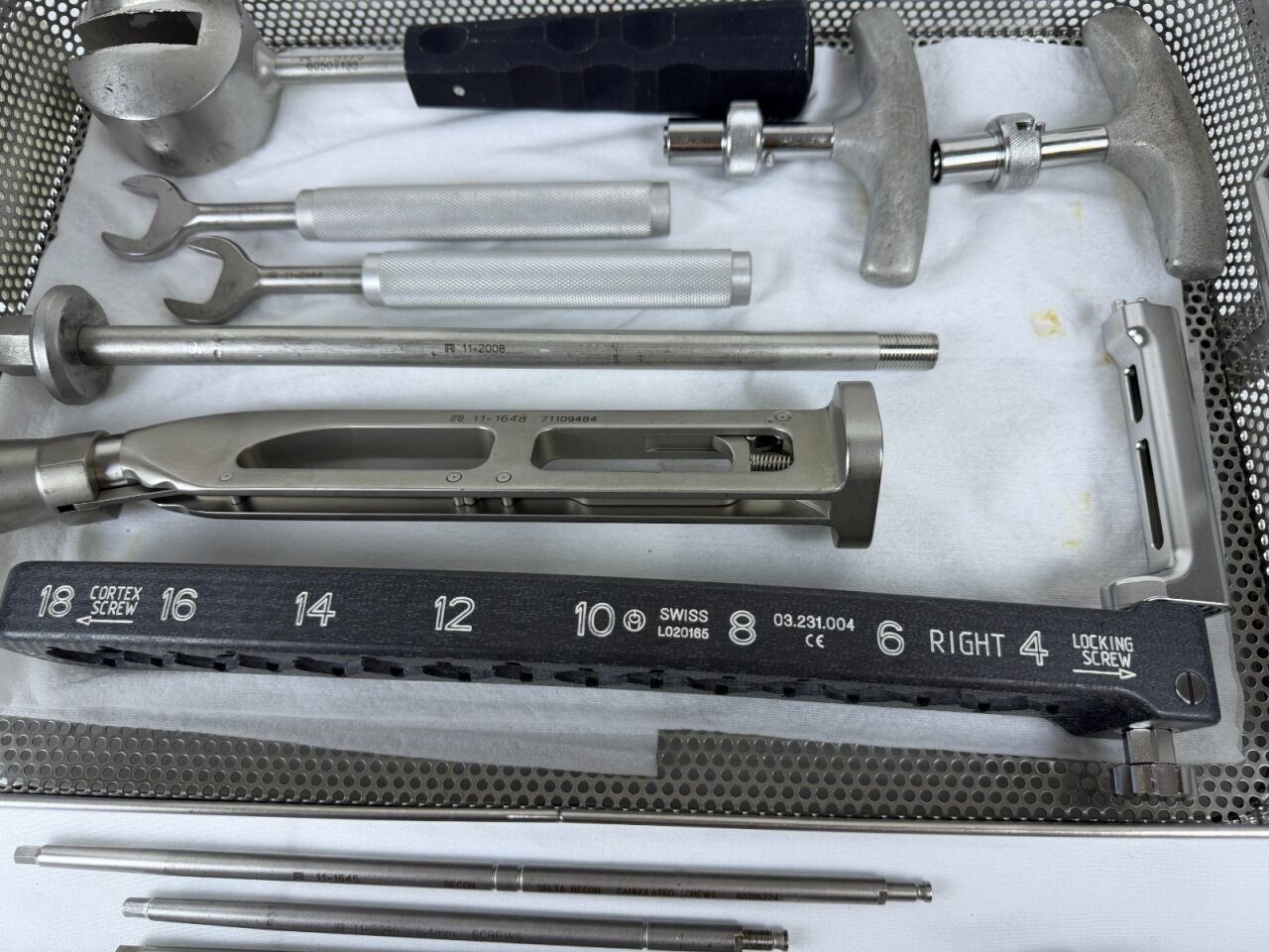 SMITH & NEPHEW 11-5175 Russell Taylor Femoral/Delta Femoral/Tibial Instrument Set — photo 5