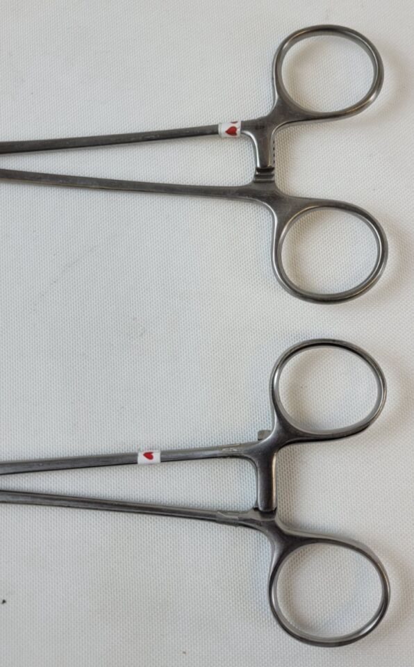 JARIT 320-282 DeBakey Cardio-Grip Aortic Aneurysm Clamp 1x2 Teeth - Set of 2 — photo 3