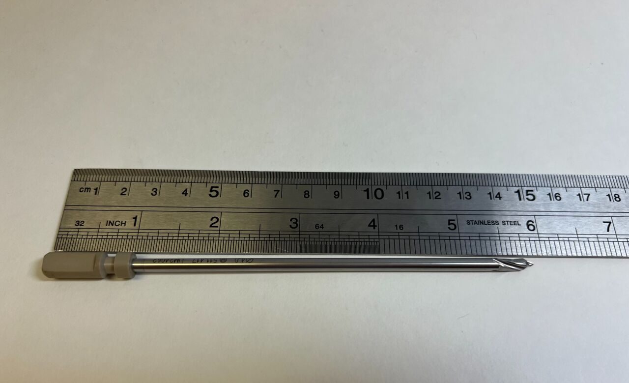 SYNTHES 511.417 4.0mm 3-Flute Drill Bit w/ Brad Point Drill Bit — photo 4
