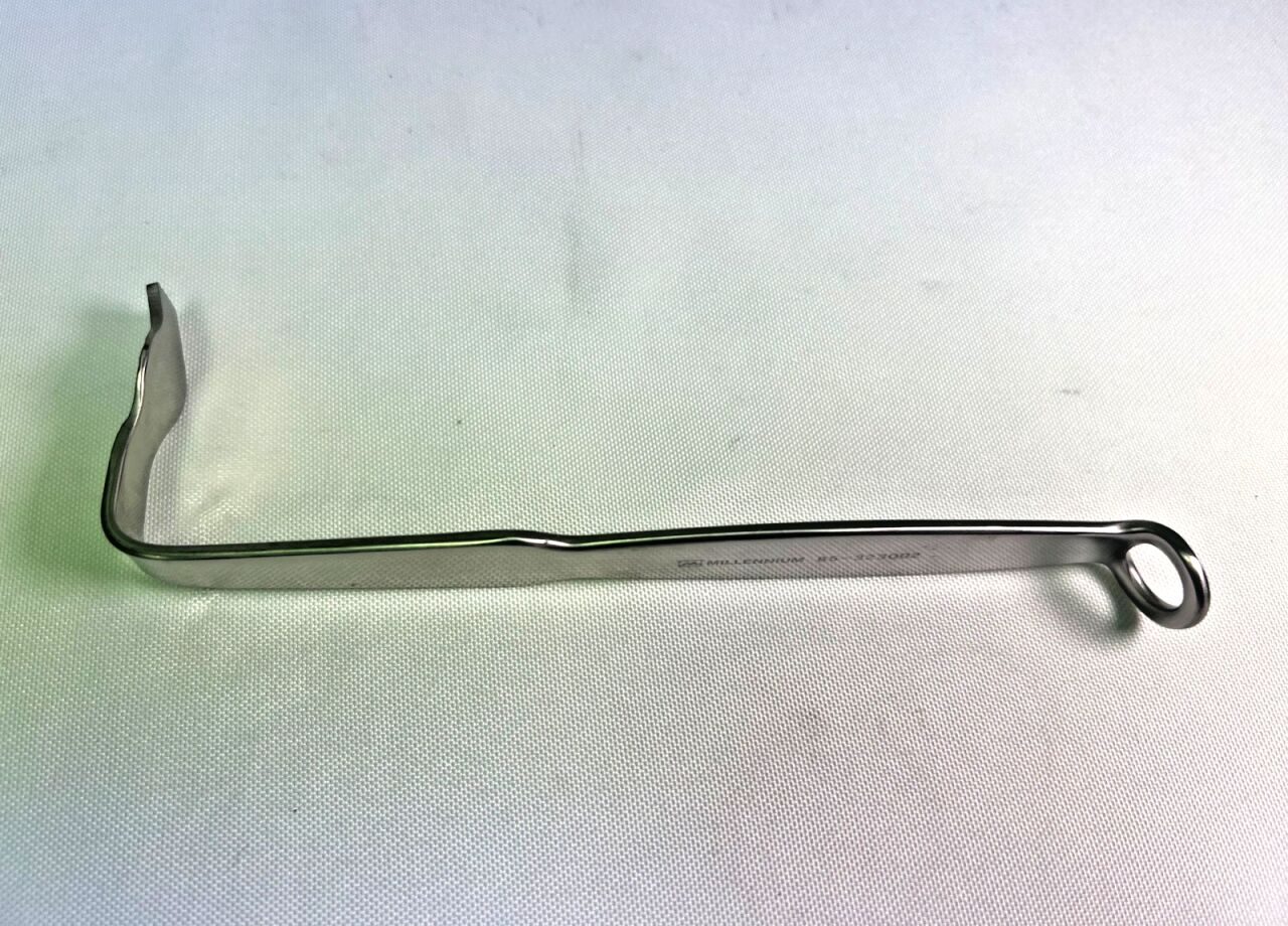 MILLENNIUM SURGICAL 85-323002 Intercondylar Notch Retractor Medium 10mm X 7.5in — photo 1