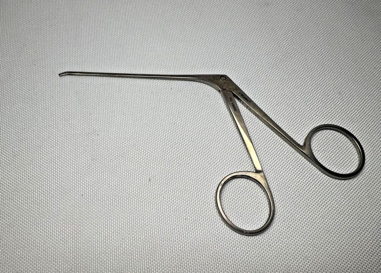 V. MUELLER AU18200 McGee Delicate Crimper Forceps 3-1/8" Length ENT — photo 1