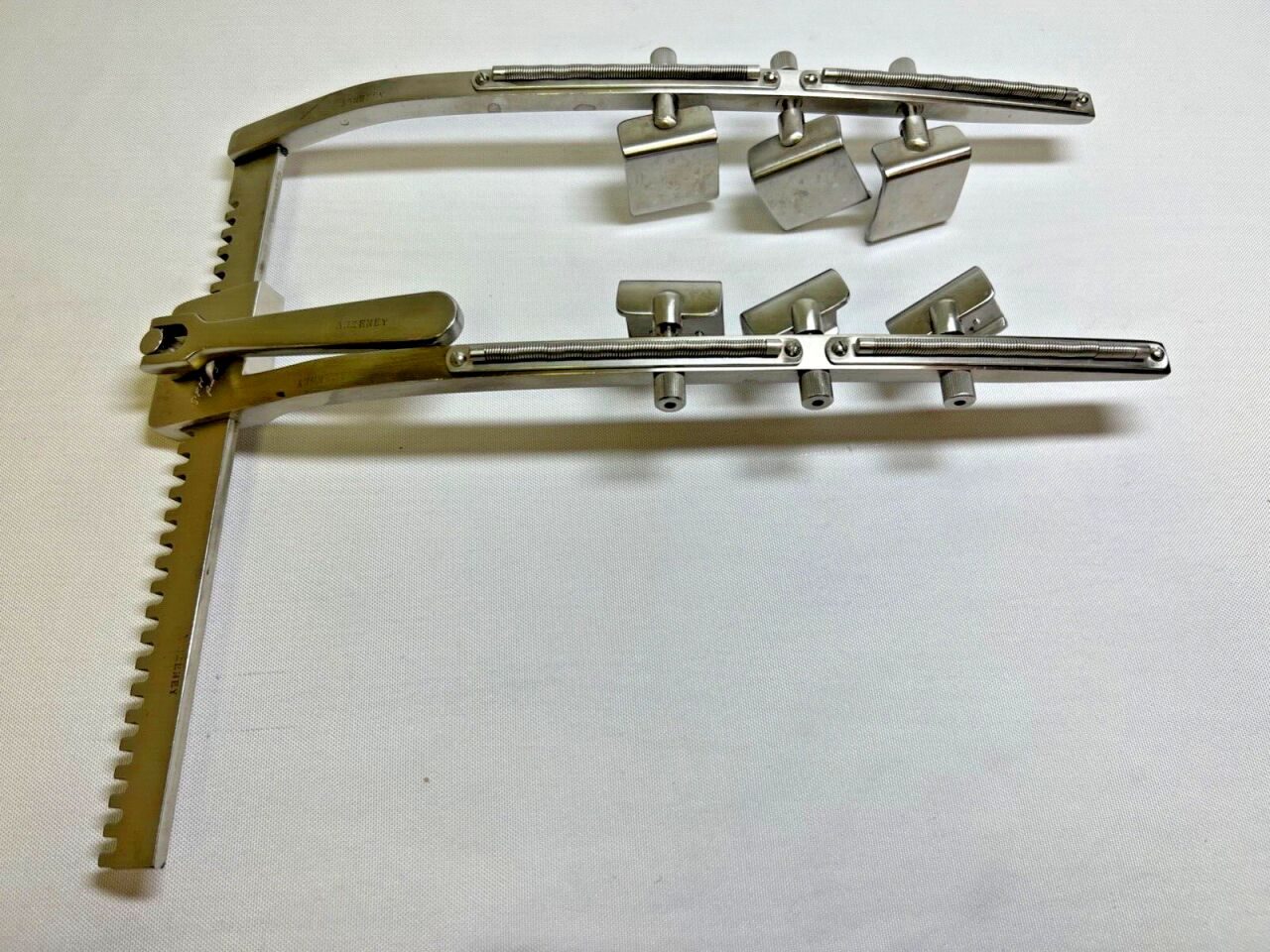 CODMAN Ankeney Sternal Retractor — photo 1