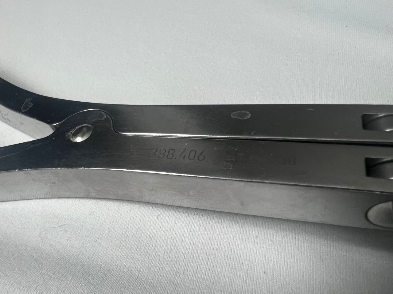 SYNTHES 388.406 Click'X Spine System Hinged Distraction Forceps — photo 5