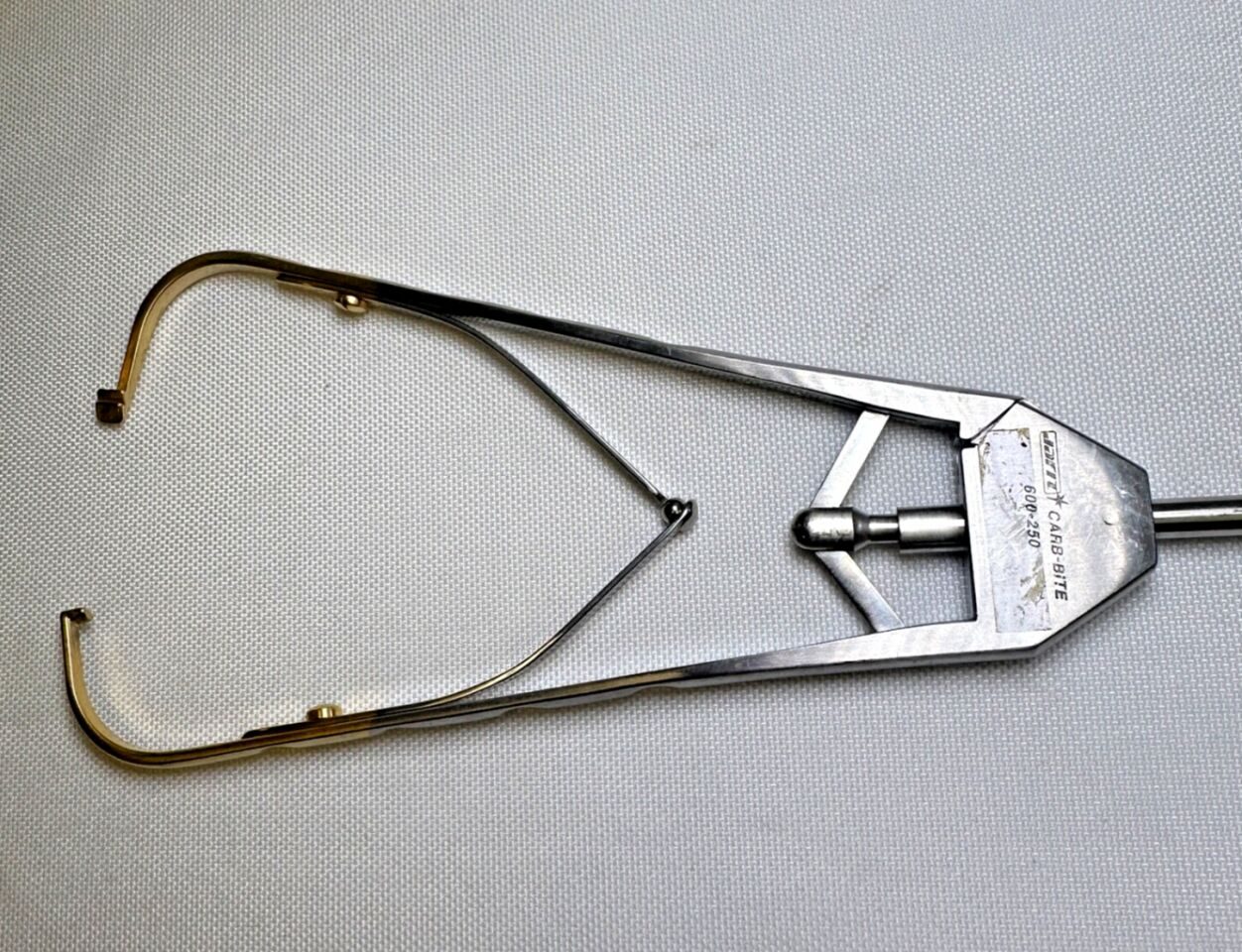 JARIT 600-252 Endoscopy Appel Needle Holder Tungsten Carbide Locking Right — photo 2