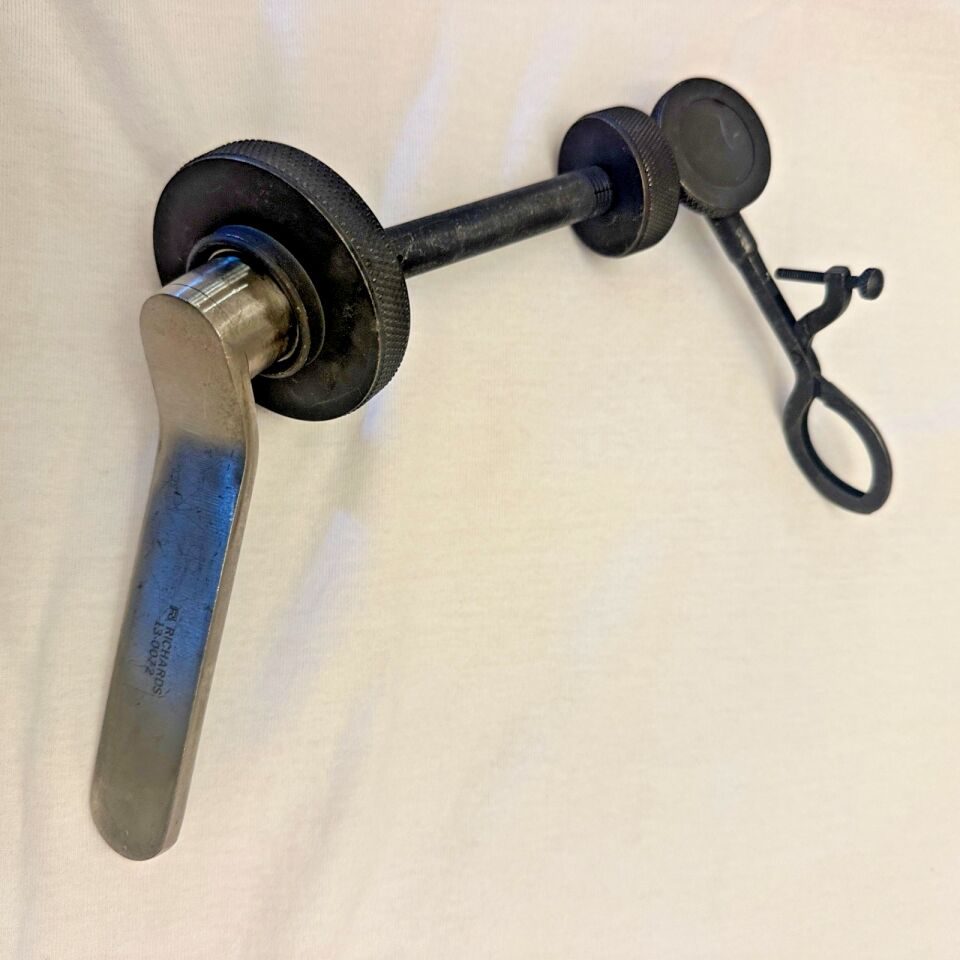 RICHARDS 13-0072 Shea Schuknecht Speculum Holder — photo 3