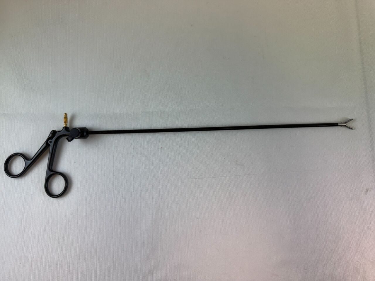 AMBLER J635-1 Laparoscopic Fenestrated Double Action Forcep 5mm x 35cm — photo 2