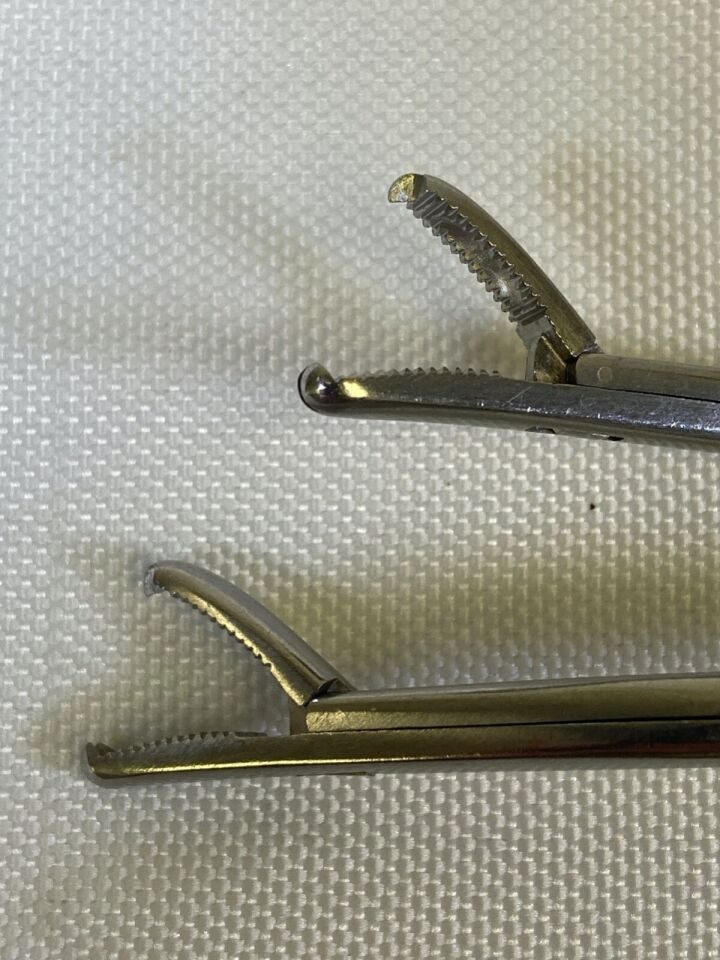 ZIMMER 3951-69 & 3951-68 Curved Toothed Grasper Forceps Pair — photo 3