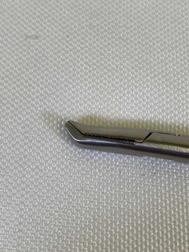 5mm x 34cm CarbBite Tooth Jaw Ratchet Laparoscopic Needle Holder — photo 4