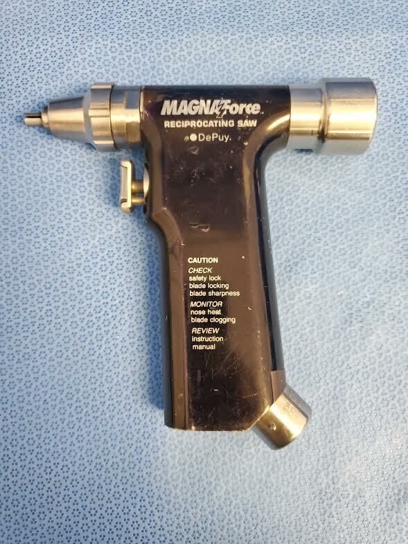 MICRO-AIRE 5604-28 MagnaForce Reciprocating Saw