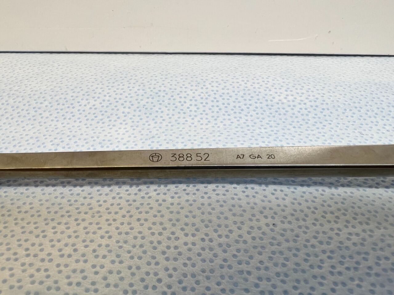 SYNTHES Lamina 88.52  Finder — photo 4
