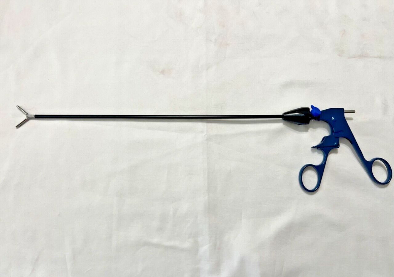 OLYMPUS 5mm X 36cm Double Action Rotating w/ Lock Laparoscopic Grasping Forcep