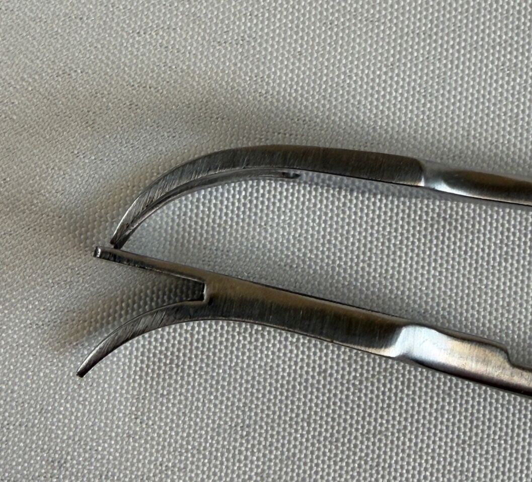 AVALIGN VM107-5209 Lockwood Abdominal Demarcator Flap Forceps 13" — photo 3