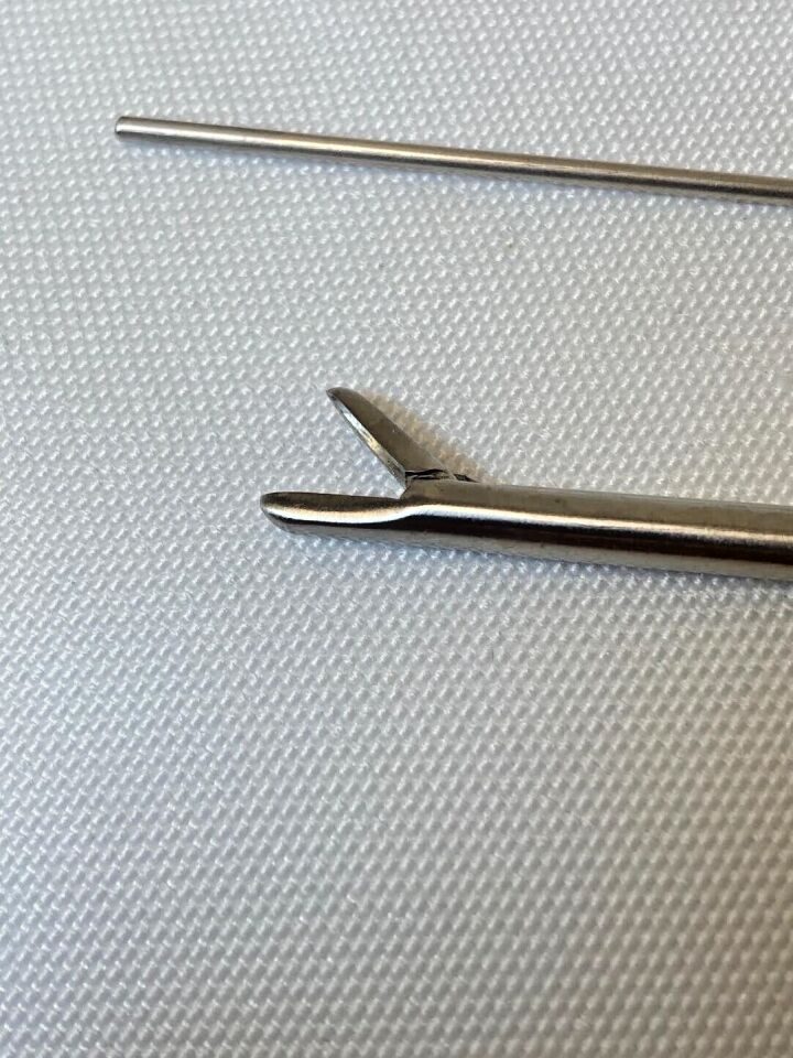 INVOTEC 336800 Blakesley Suction Forceps w/ Integrated Suction Channel — photo 8
