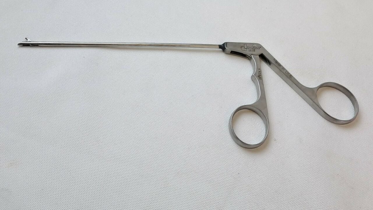 DYONICS 3833 Basket Forceps Punch Straight 130mm Arthroscopy — photo 2